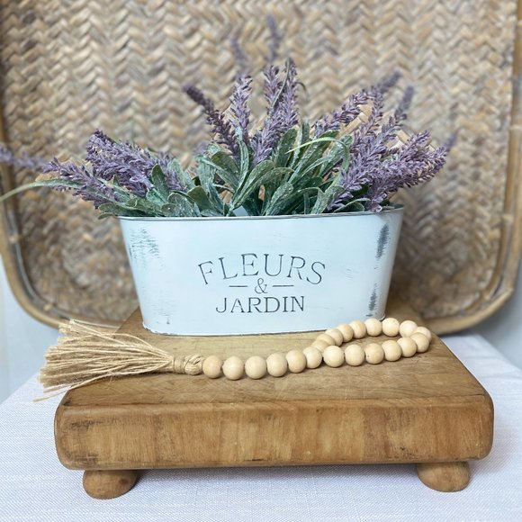 NEW Distressed Farmhouse White Metal Fleurs & Jardin - Picture 8 of 8